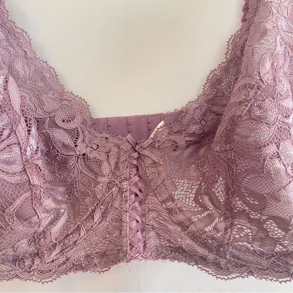 Purple Lace Full-Coverage Bra with Wide Straps - Picture 3 of 4